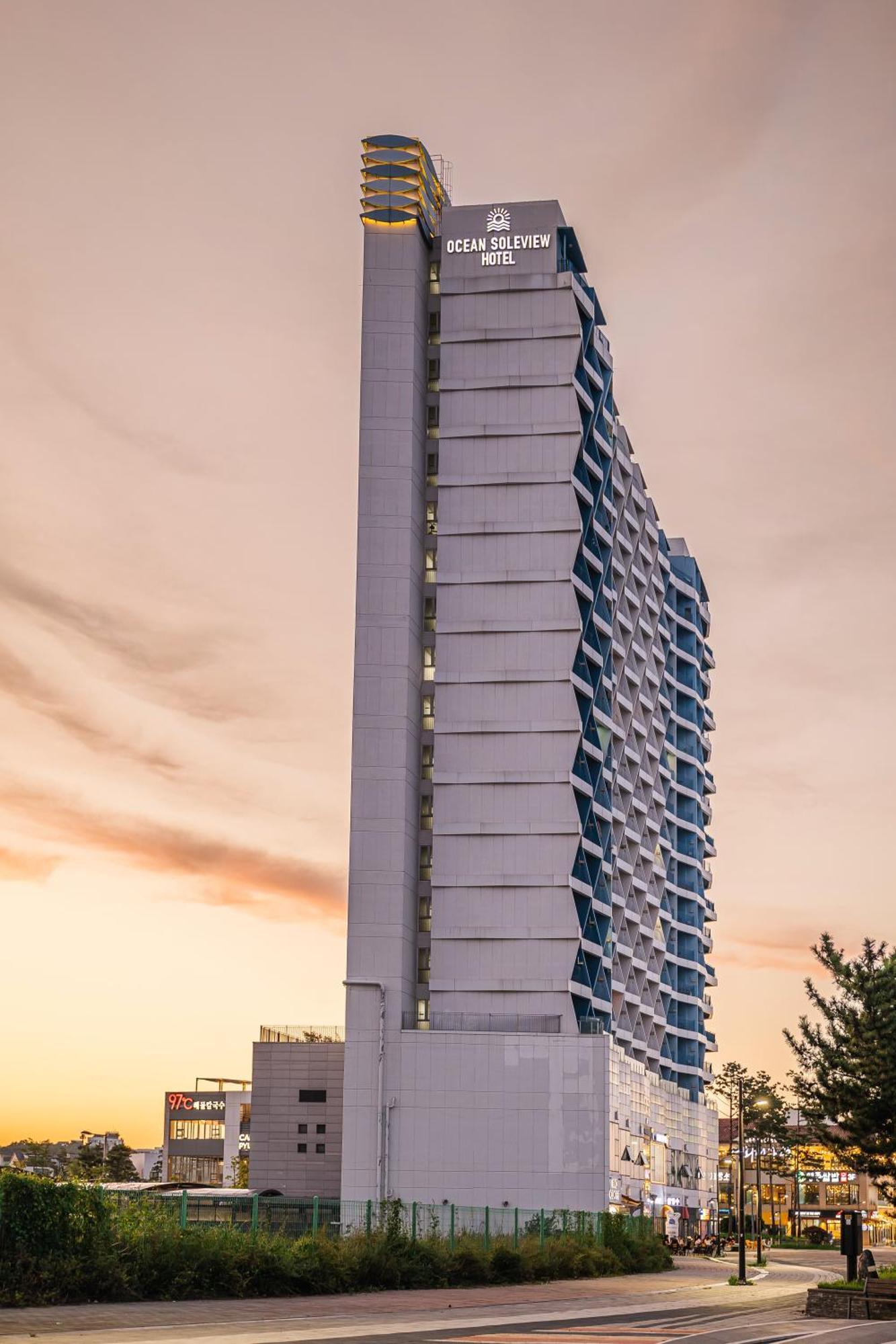 Ocean Soleview Hotel Incheon Buitenkant foto