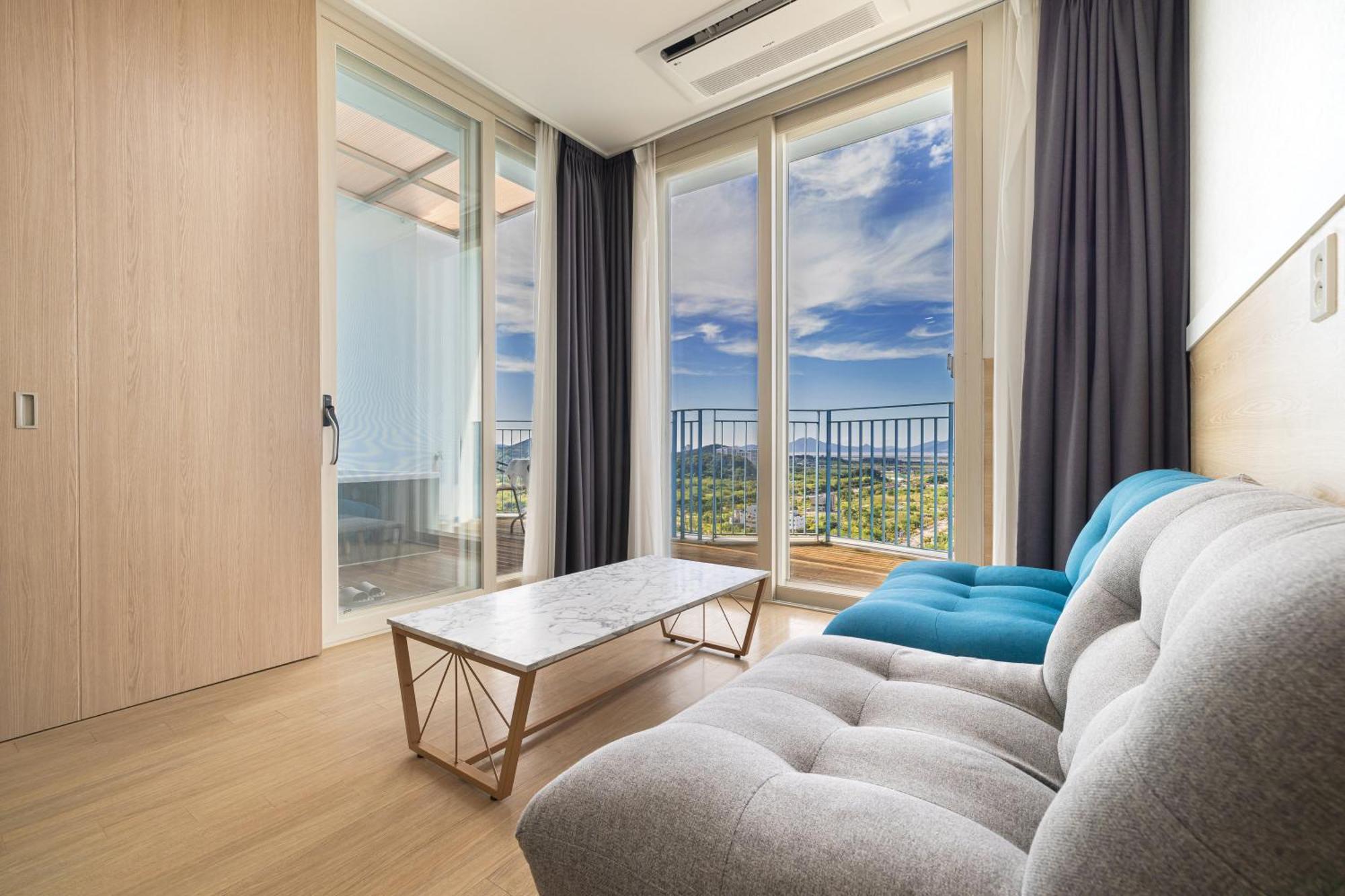 Ocean Soleview Hotel Incheon Buitenkant foto