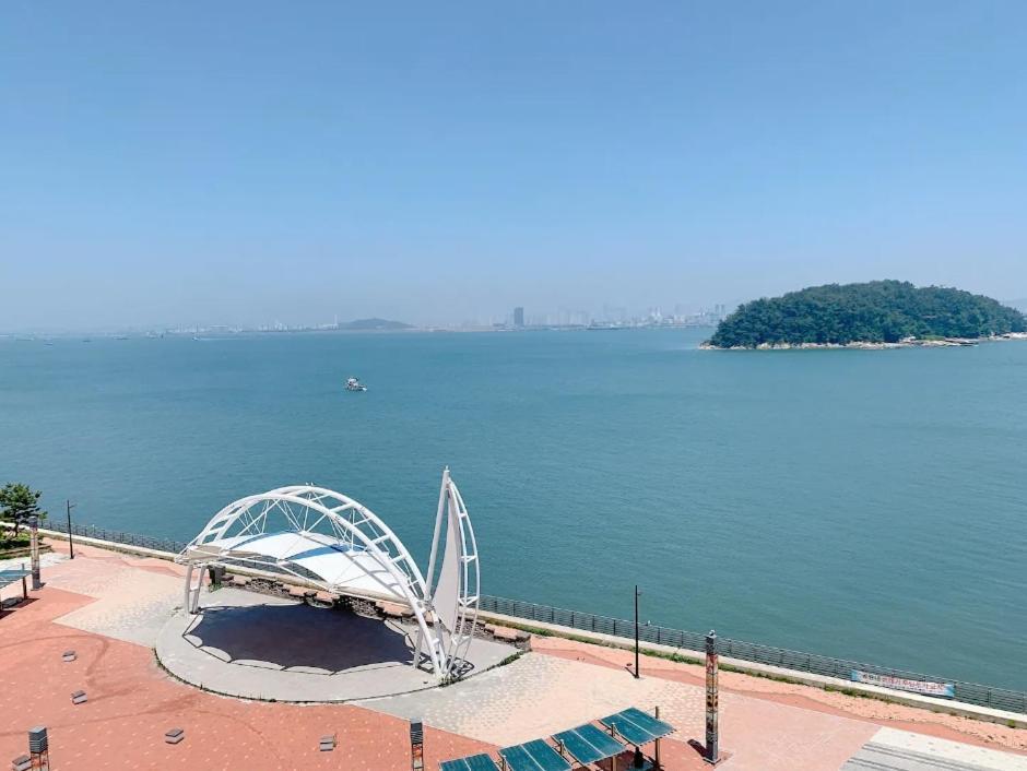 Ocean Soleview Hotel Incheon Buitenkant foto